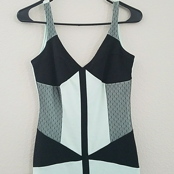 Kardashian Kollection dress - Picture 2 of 5